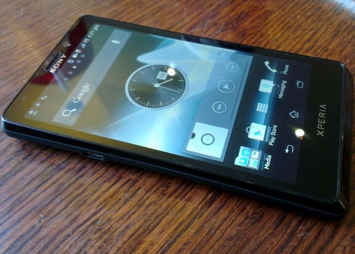 Vista frontal del Sony Xperia T