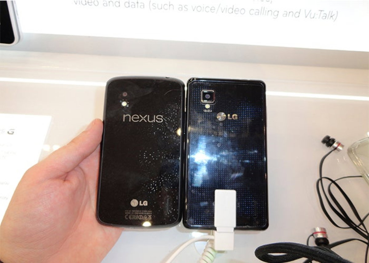 Optimus G - Nexus 4 trasera