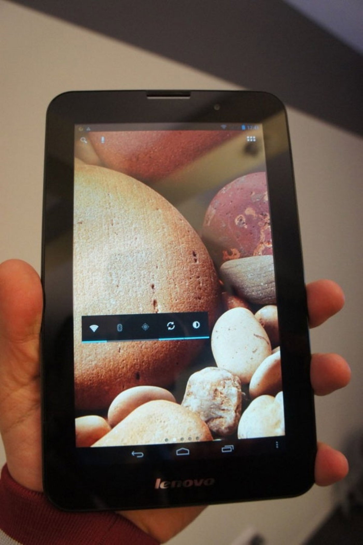 Tableta-Lenovo-IdeaTab-A3000